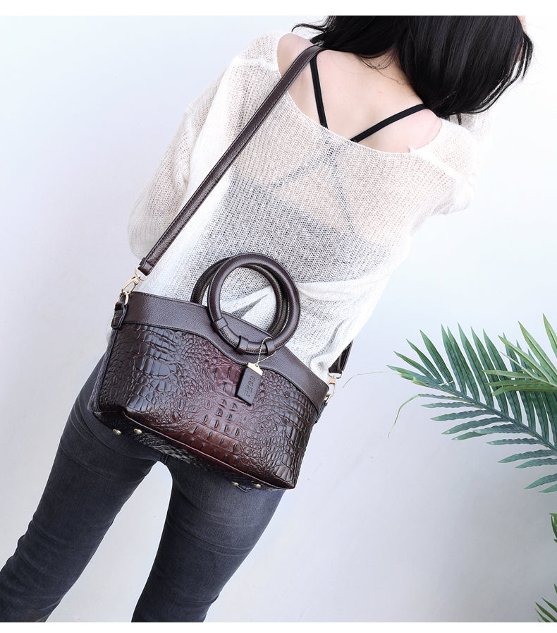 Sable™ | Classic Leather Shoulder Bag from Heritage
