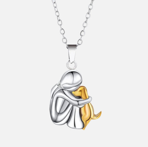 Vesper - Hug Pendant Necklace