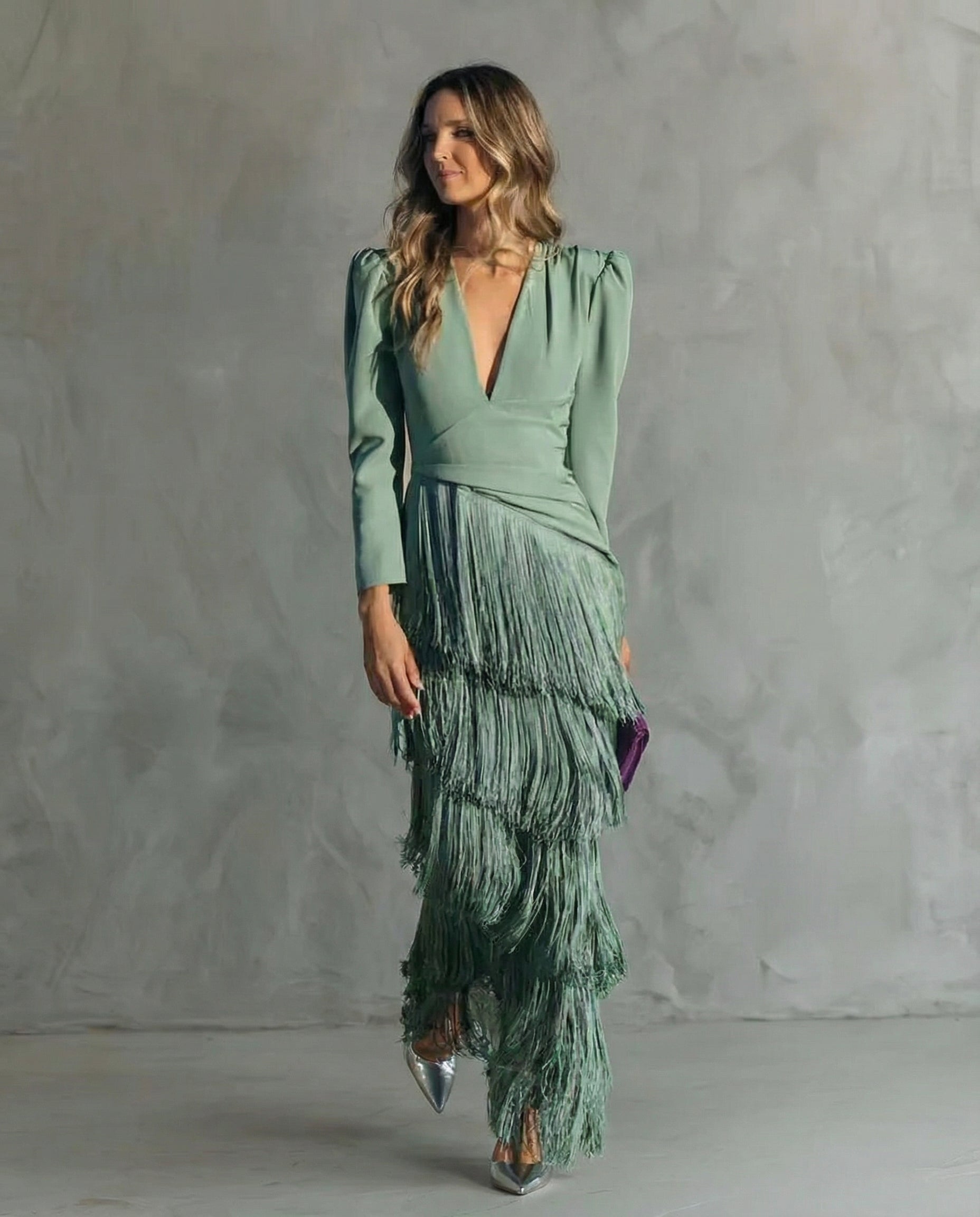 Cora™ | Elegant midi dress with fringe sleeves