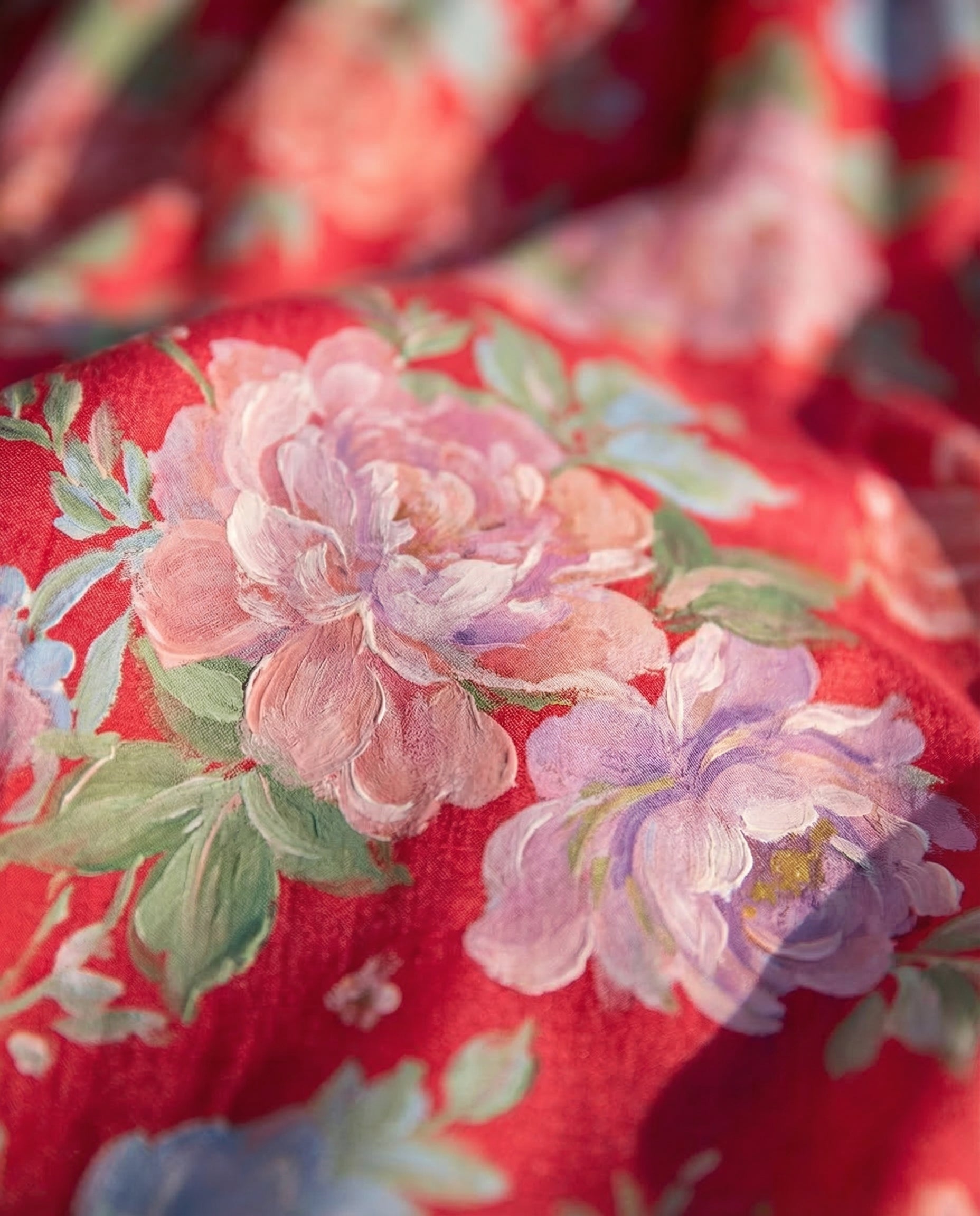 Vera™ - Elegant Floral V-neck Dress