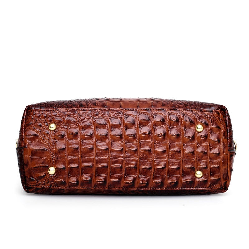 Sable™ | Classic Leather Shoulder Bag from Heritage