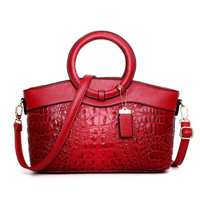 Sable™ | Classic Leather Shoulder Bag from Heritage