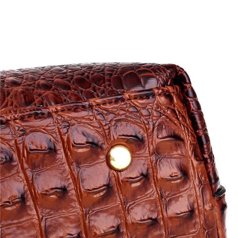 Sable™ | Classic Leather Shoulder Bag from Heritage